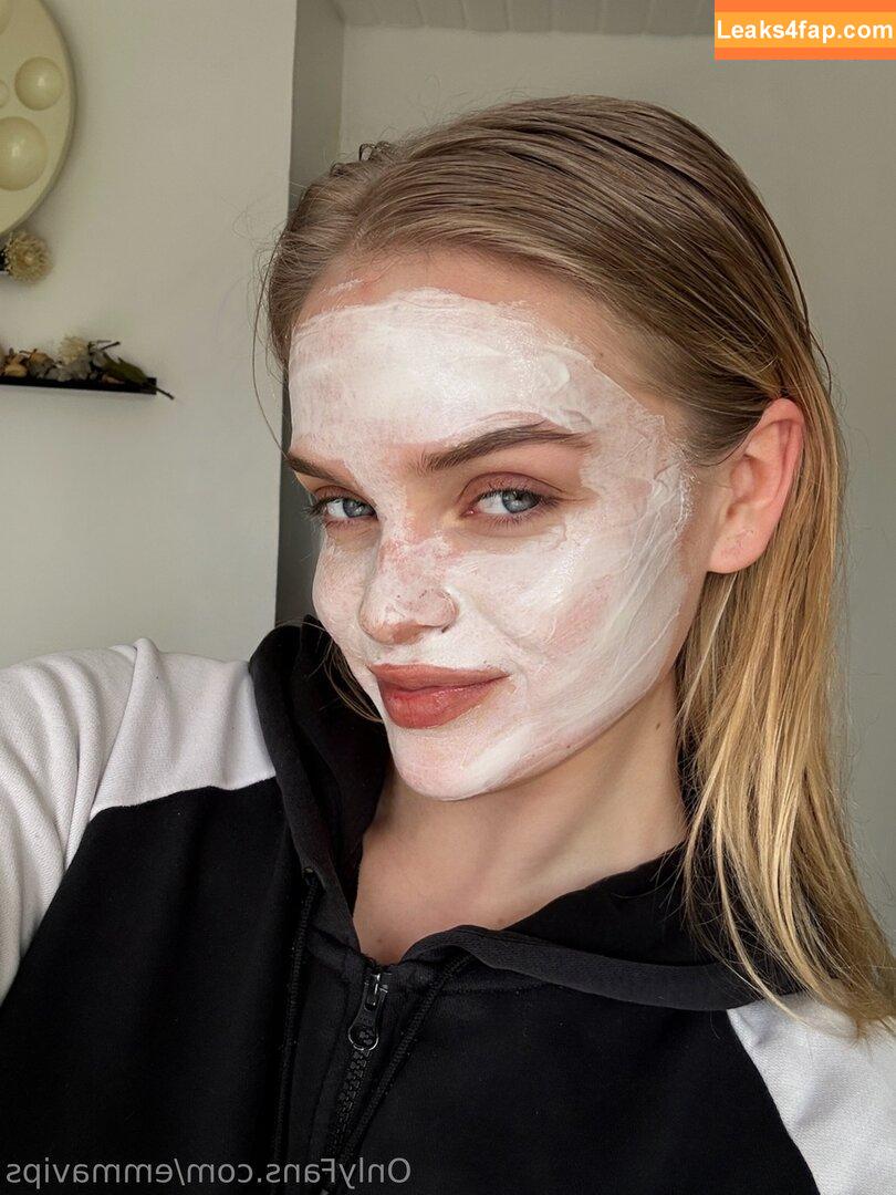 emmavips / emma.aponte11 leaked photo photo #0002