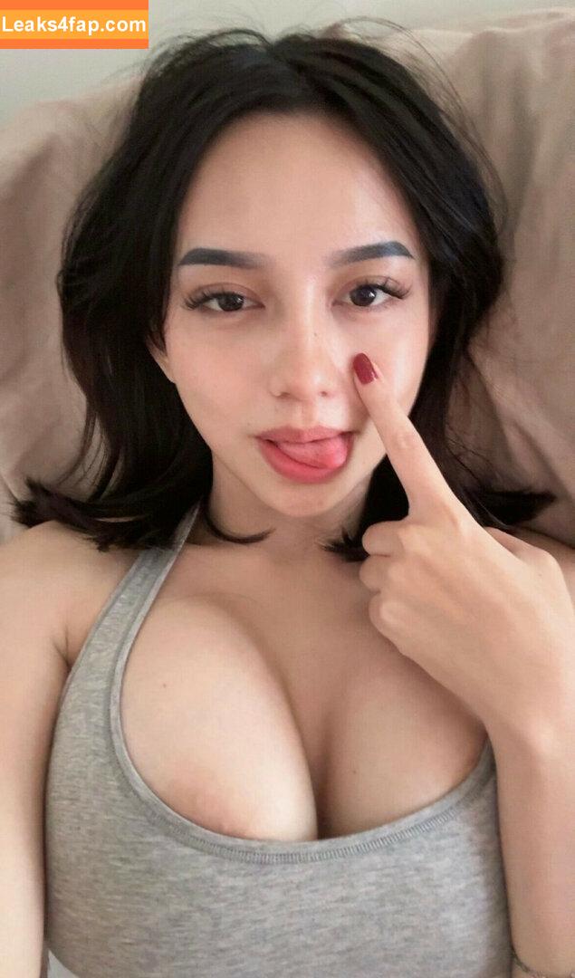 Emmavllryn / Indonesian Tiktoker leaked photo photo #0065