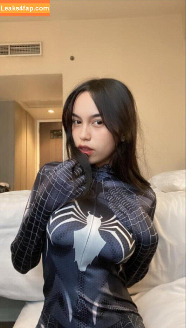 Emmavllryn / Indonesian Tiktoker leaked photo photo #0128