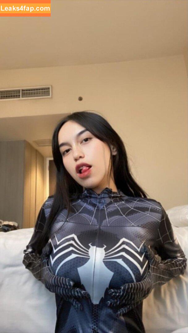Emmavllryn / Indonesian Tiktoker leaked photo photo #0136