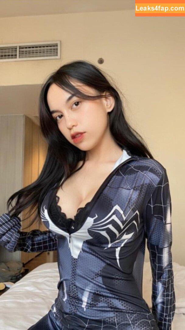 Emmavllryn / Indonesian Tiktoker leaked photo photo #0137