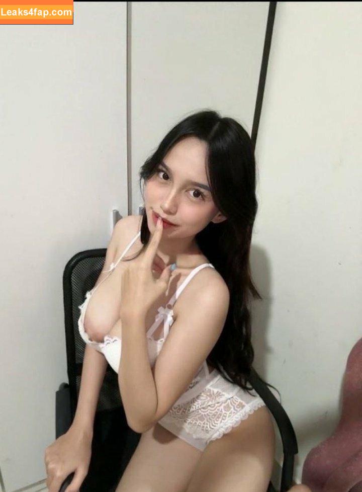 Emmavllryn / Indonesian Tiktoker leaked photo photo #0178