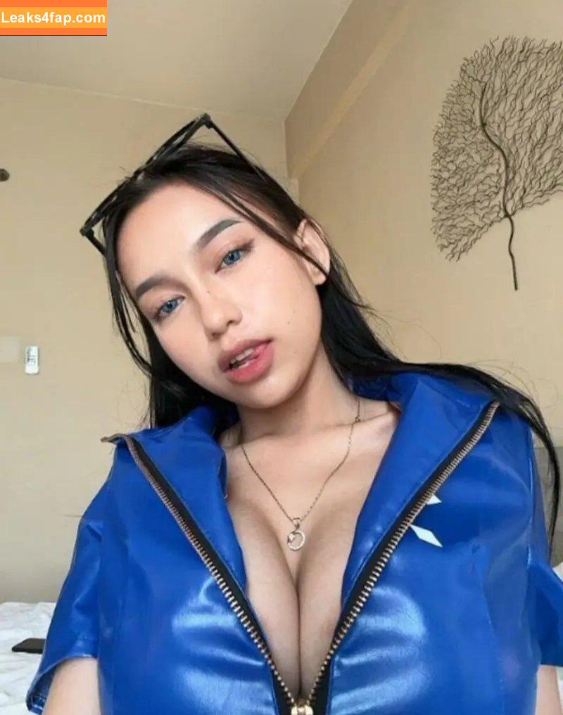 Emmavllryn / Indonesian Tiktoker leaked photo photo #0189