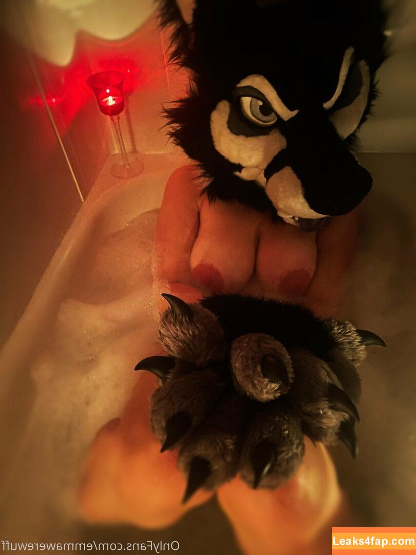 emmawerewuff /  leaked photo photo #0018