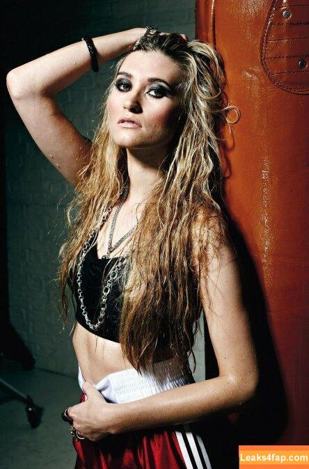 Emmerdale's Charley Webb / miss_charleywebb слитое фото фото #0041