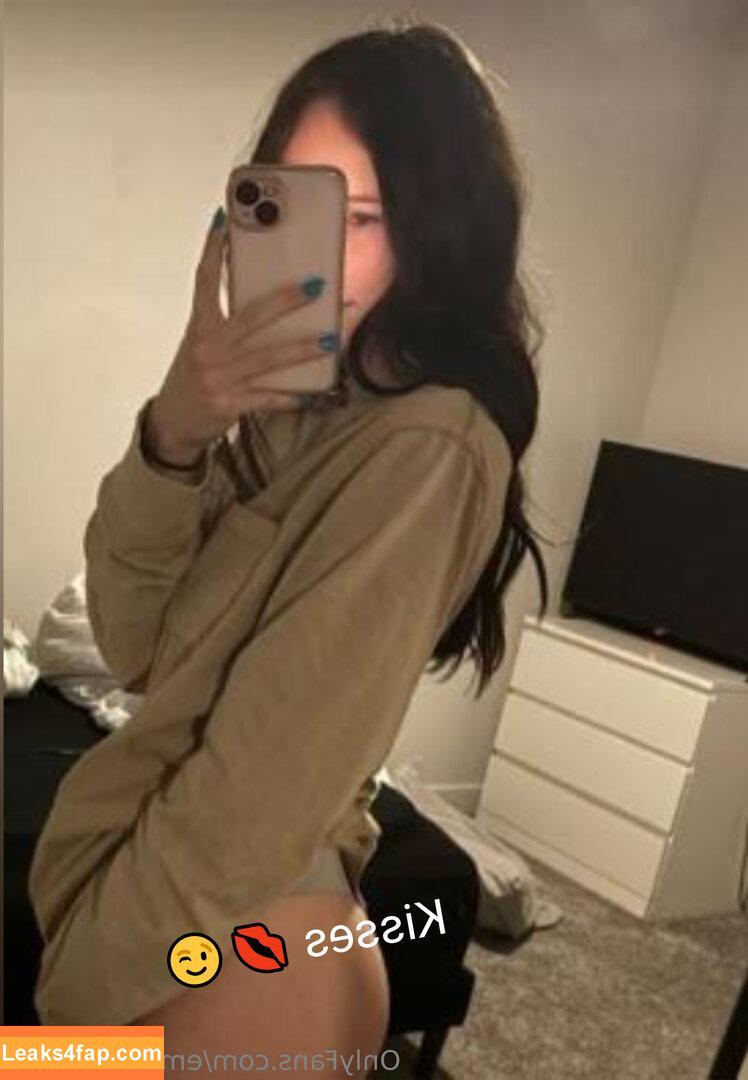 emmiejohnson / emmie_johnston leaked photo photo #0038