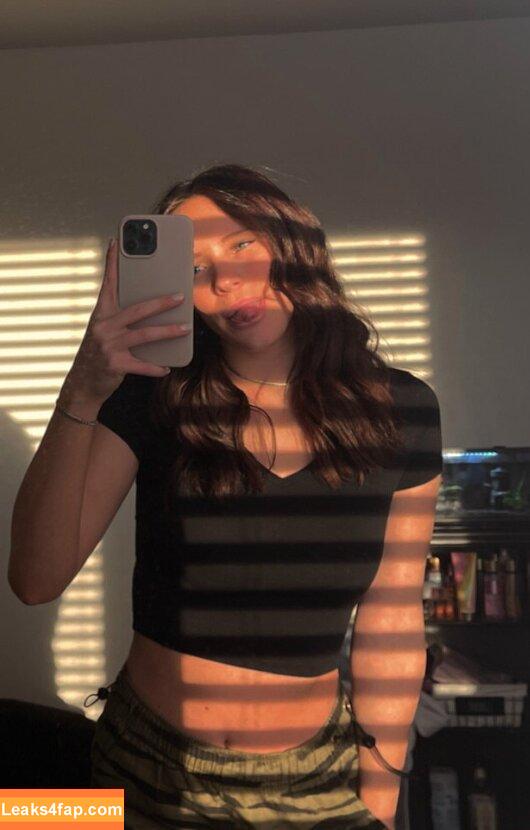 emmiejohnson / emmie_johnston leaked photo photo #0078
