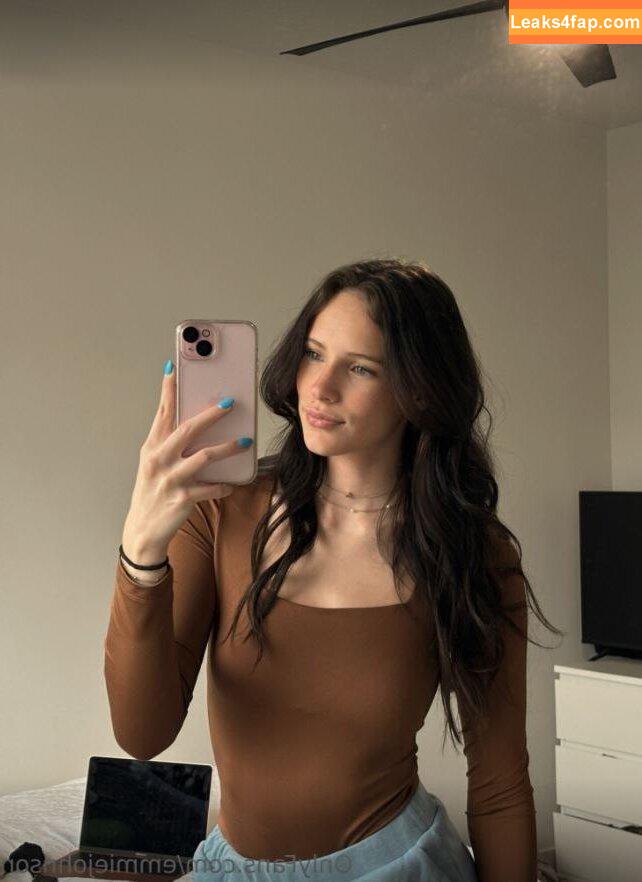 emmiejohnson / emmie_johnston leaked photo photo #0083
