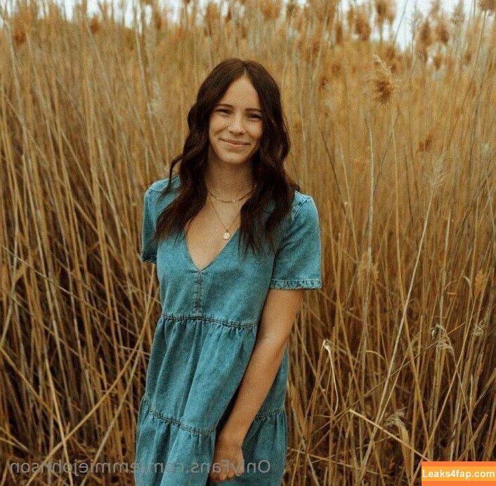 emmiejohnson / emmie_johnston leaked photo photo #0116