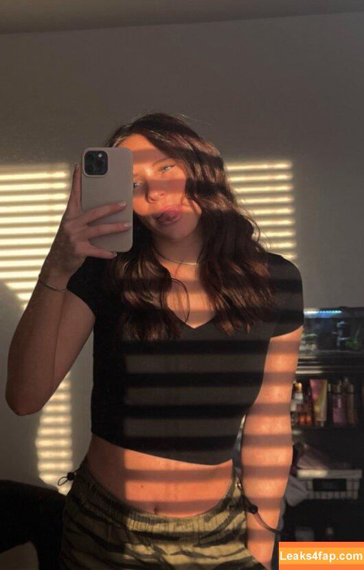 emmiejohnson / emmie_johnston leaked photo photo #0125