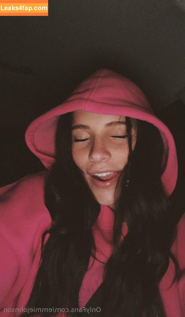 emmiejohnson / emmie_johnston leaked photo photo #0132