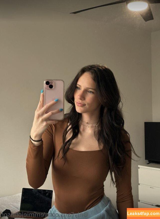 emmiejohnson / emmie_johnston leaked photo photo #0138