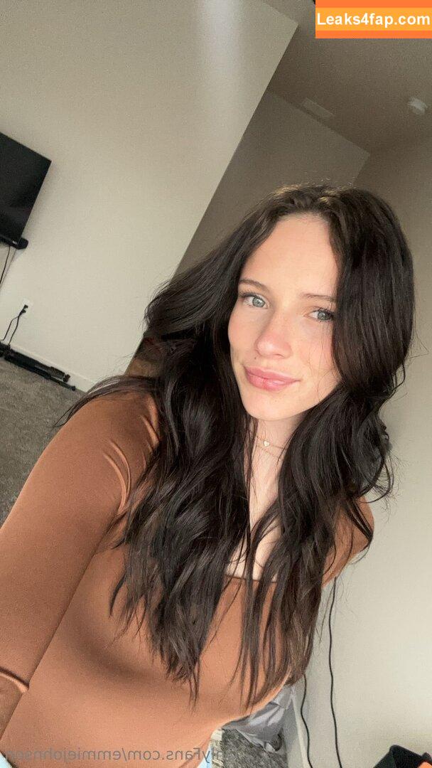 emmiejohnson / emmie_johnston leaked photo photo #0139