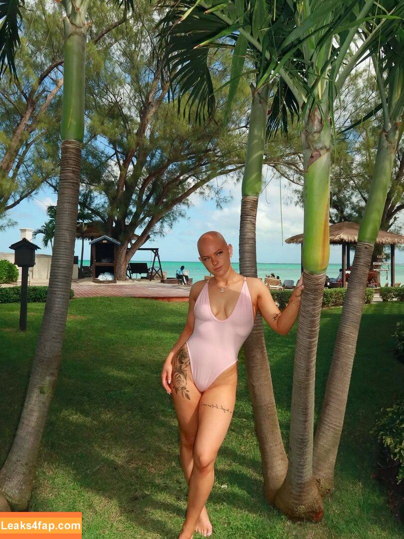 emmycombss / Emmy Combs / emmycombs_ / https: слитое фото фото #0002