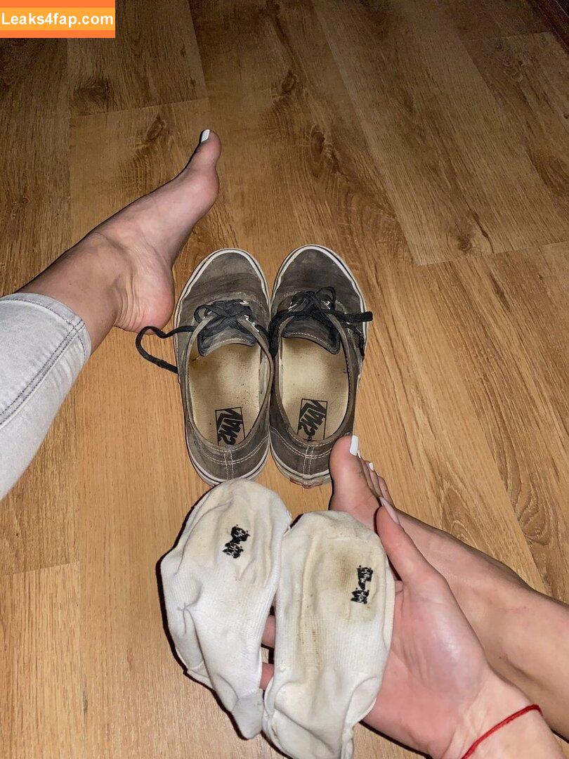 EmmysFeetAndSocks / emmyfeetandsocks / emmysfeetandso1 / theluckyguy_efs leaked photo photo #0060