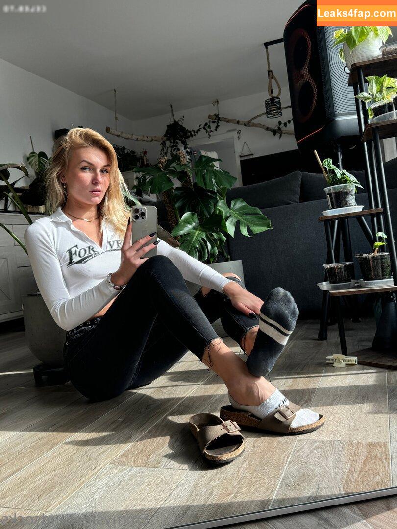 EmmysFeetAndSocks / emmyfeetandsocks / emmysfeetandso1 / theluckyguy_efs слитое фото фото #0293