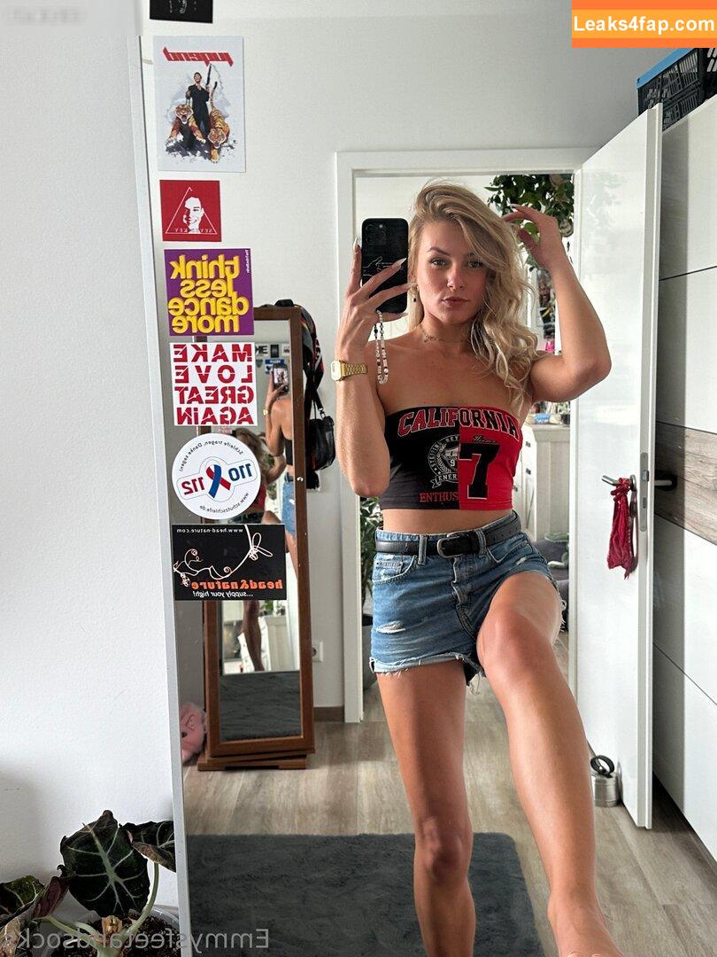 EmmysFeetAndSocks / emmyfeetandsocks / emmysfeetandso1 / theluckyguy_efs leaked photo photo #0409
