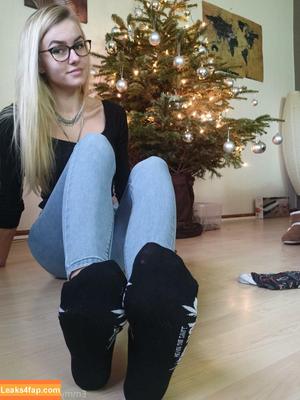 EmmysFeetAndSocks photo #0003