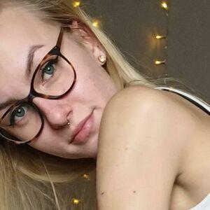 EmmysFeetAndSocks photo #0042