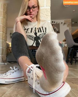 EmmysFeetAndSocks photo #0051