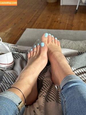 EmmysFeetAndSocks photo #0111