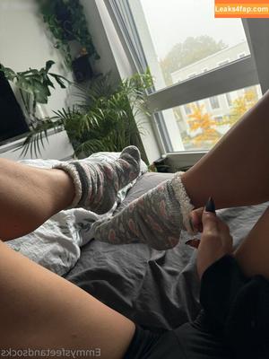 EmmysFeetAndSocks photo #0270