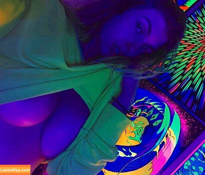 emmzzzzy / em67a / max cochran leaked photo photo #0005