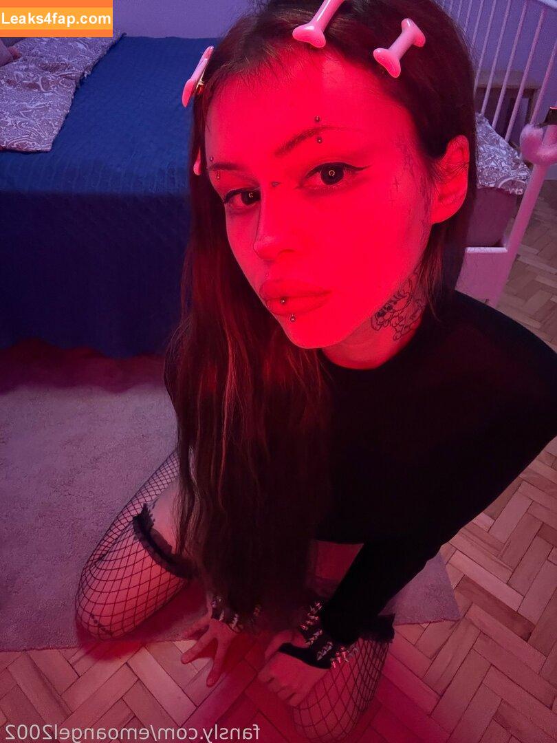 Emoangel2002 / bloody / emoangel2002swag leaked photo photo #0001