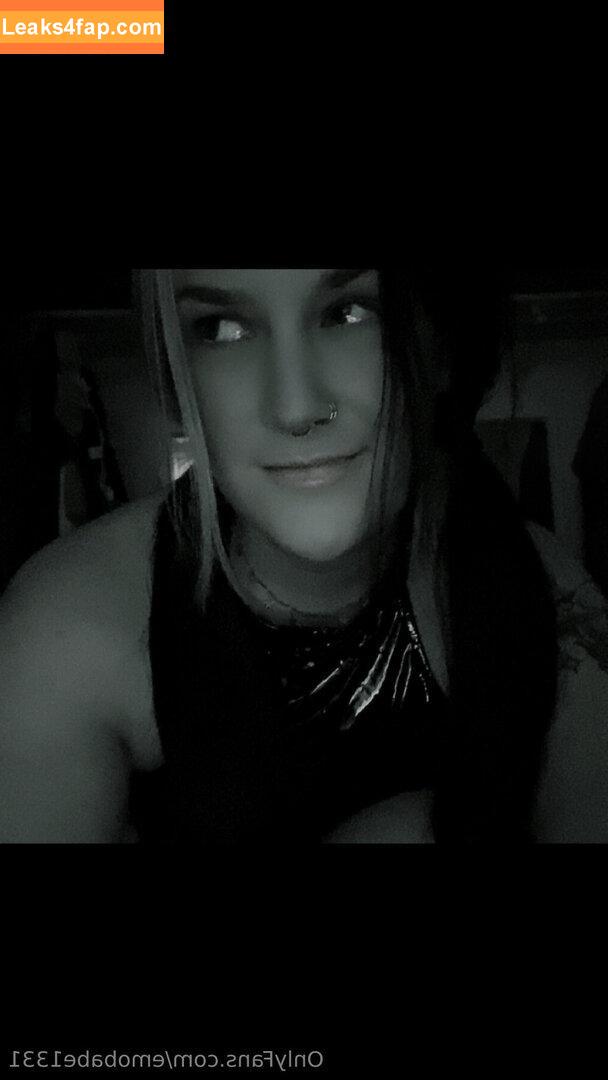 emobabe1331 / emobabiex leaked photo photo #0035