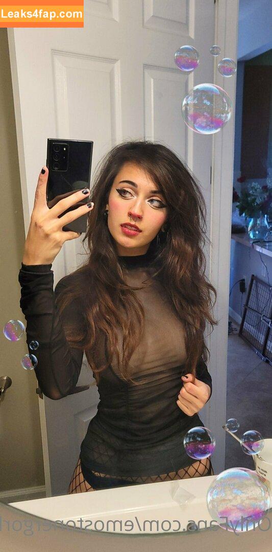 Emostonergorl / Obvious_Confusion699 / emo.stoner.gorl / smolstarcaster leaked photo photo #0127