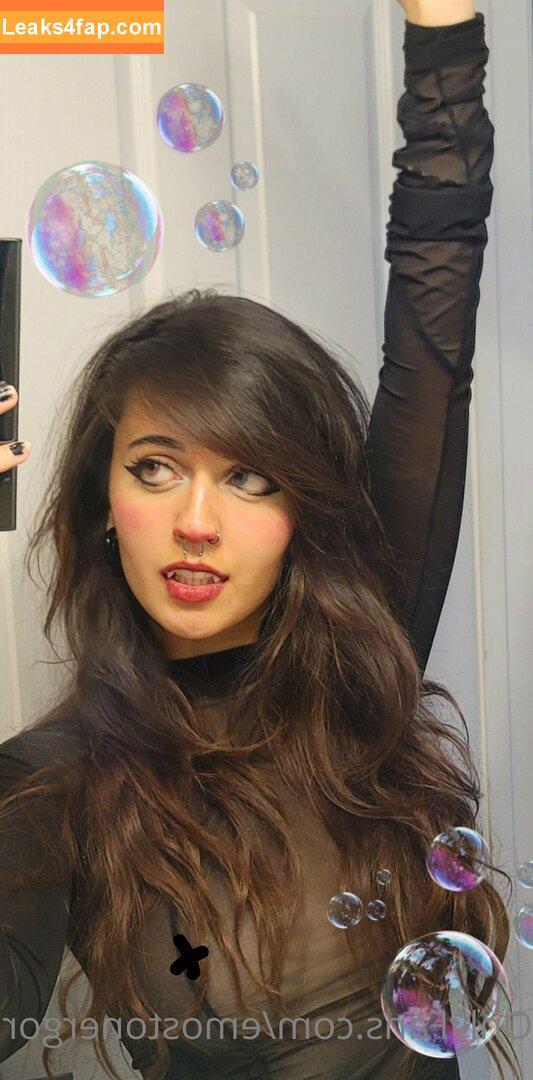 Emostonergorl / Obvious_Confusion699 / emo.stoner.gorl / smolstarcaster leaked photo photo #0128