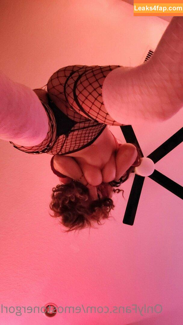 Emostonergorl / Obvious_Confusion699 / emo.stoner.gorl / smolstarcaster слитое фото фото #0131