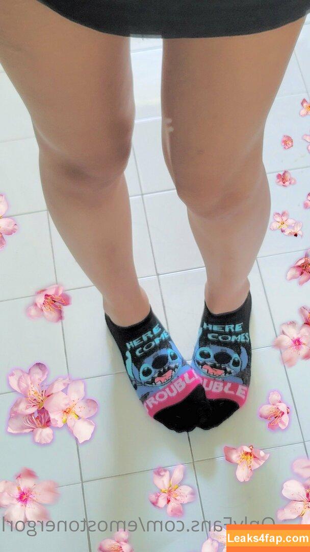 Emostonergorl / Obvious_Confusion699 / emo.stoner.gorl / smolstarcaster слитое фото фото #0142