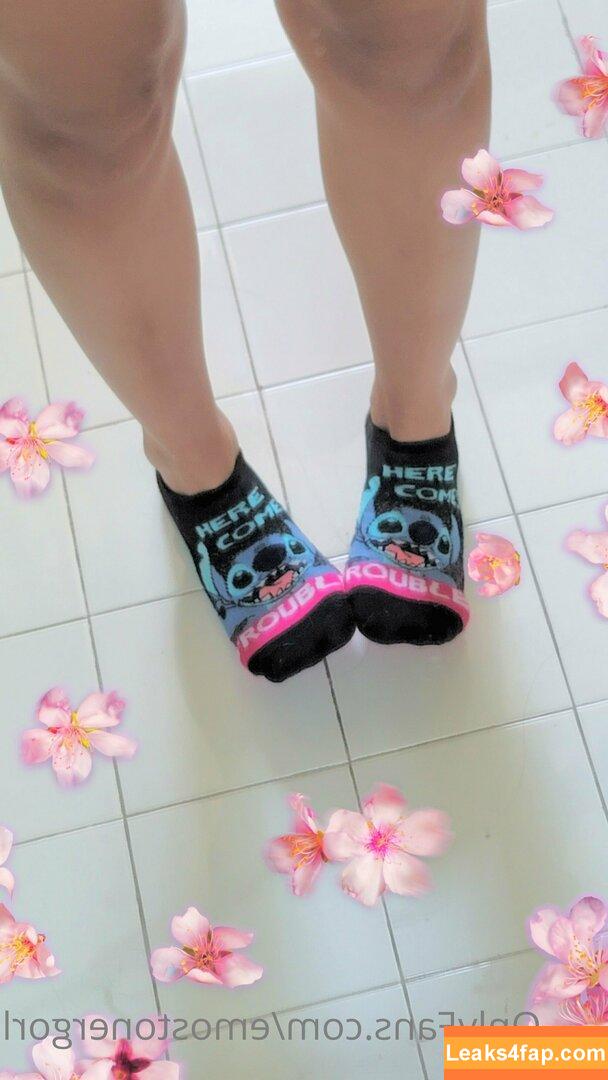 Emostonergorl / Obvious_Confusion699 / emo.stoner.gorl / smolstarcaster слитое фото фото #0144