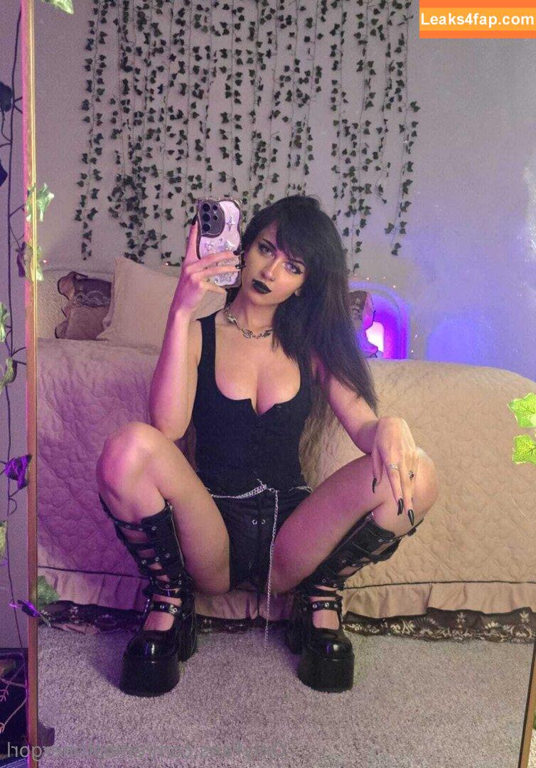 Emostonergorl / Obvious_Confusion699 / emo.stoner.gorl / smolstarcaster leaked photo photo #0678