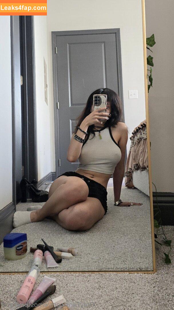 Emostonergorl / Obvious_Confusion699 / emo.stoner.gorl / smolstarcaster leaked photo photo #0680