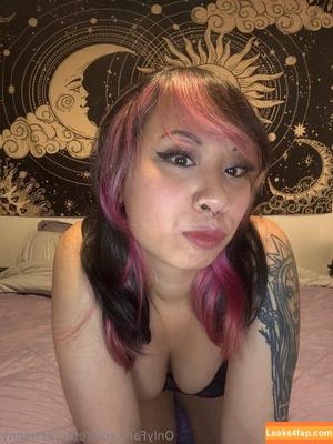 empressjenny photo #0004