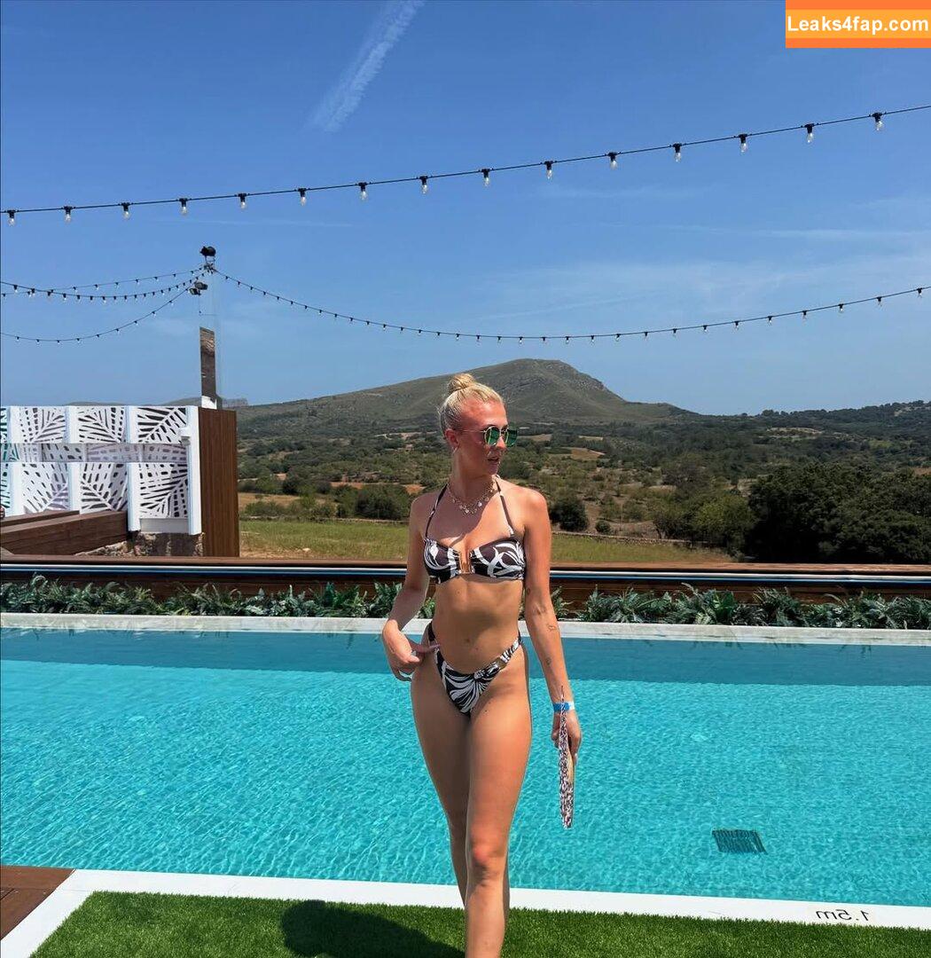 emwallbank / miwallbank leaked photo photo #0065