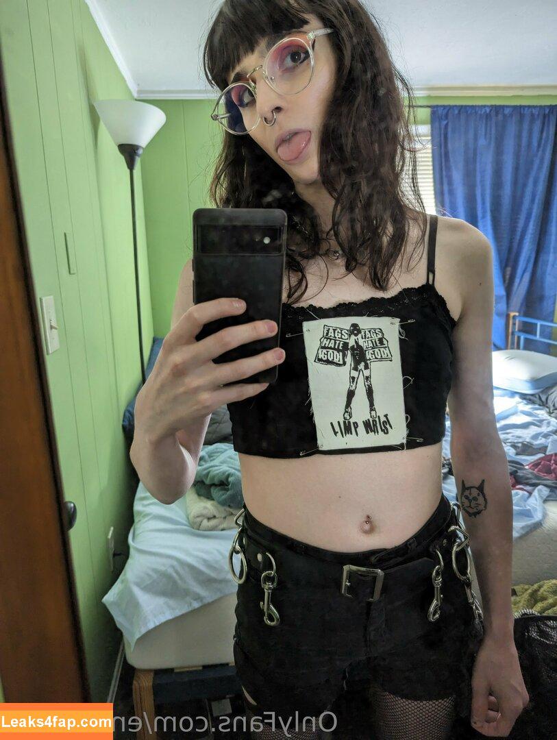 enby-punk / punk.enby leaked photo photo #0006