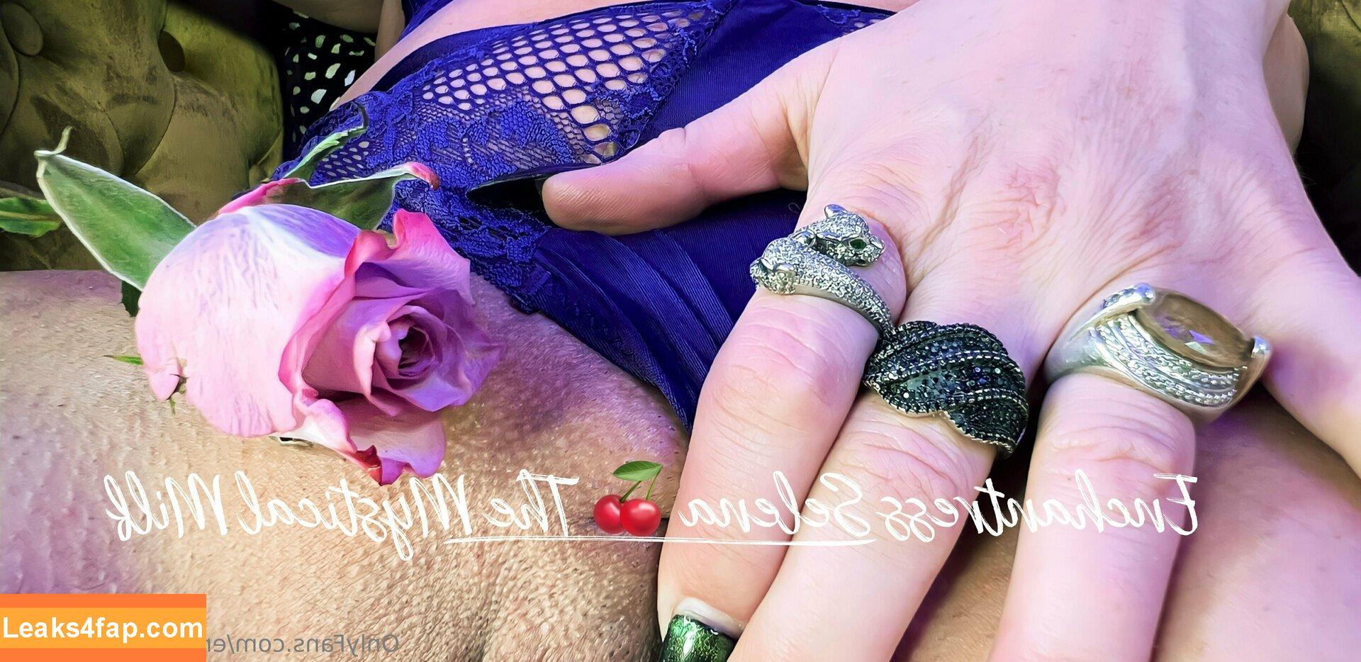 enchantressselenafree / enchantress_xo leaked photo photo #0021