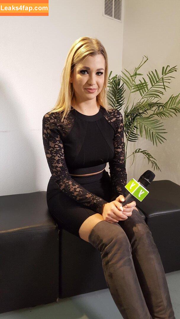 Enjoyphoenix /  leaked photo photo #0003