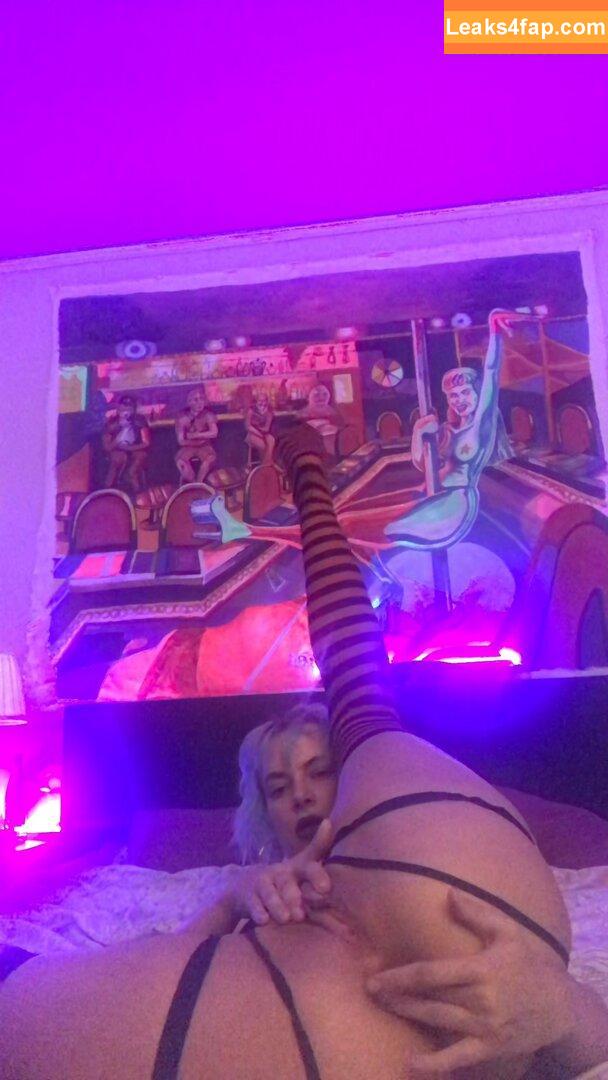 enronscandal /  leaked photo photo #0048
