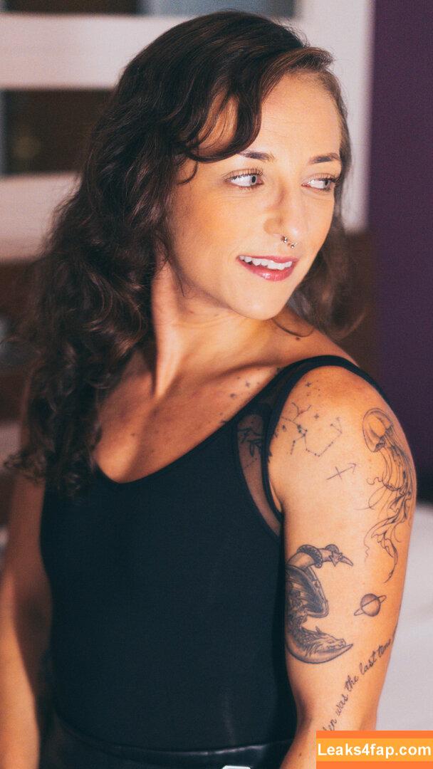 Ensaios Sensuais / boudoir de amadoras / ensaiosensual_emidio leaked photo photo #0040