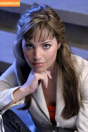 Erica Durance photo #0004