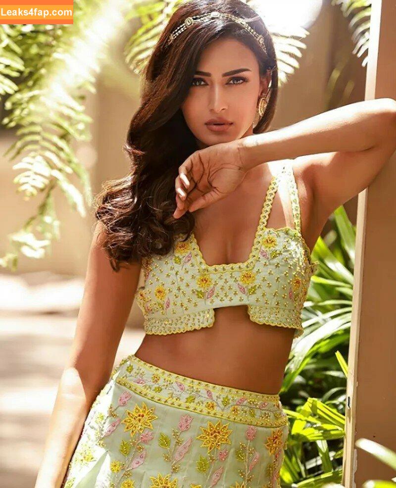 Erica Fernandes / iam_ejf leaked photo photo #0036