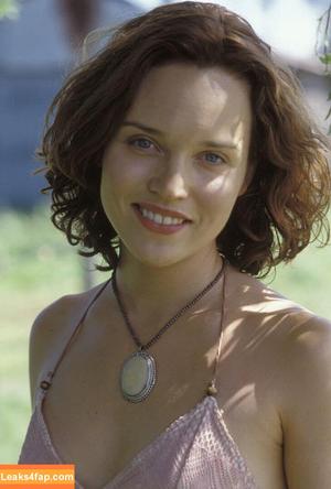 Erica Leerhsen photo #0007