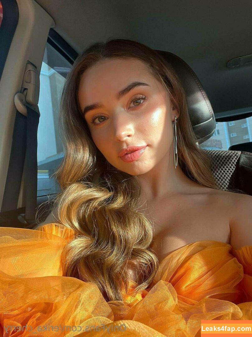 erika_cherry / erika_cherry_ / https: leaked photo photo #0164