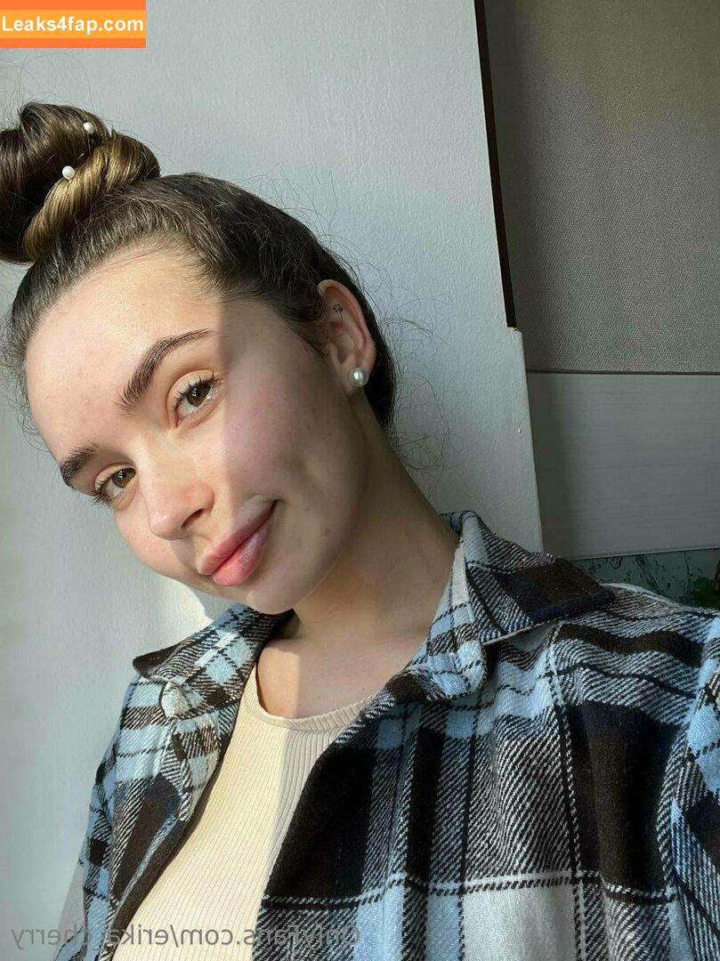 erika_cherry / erika_cherry_ / https: leaked photo photo #0196