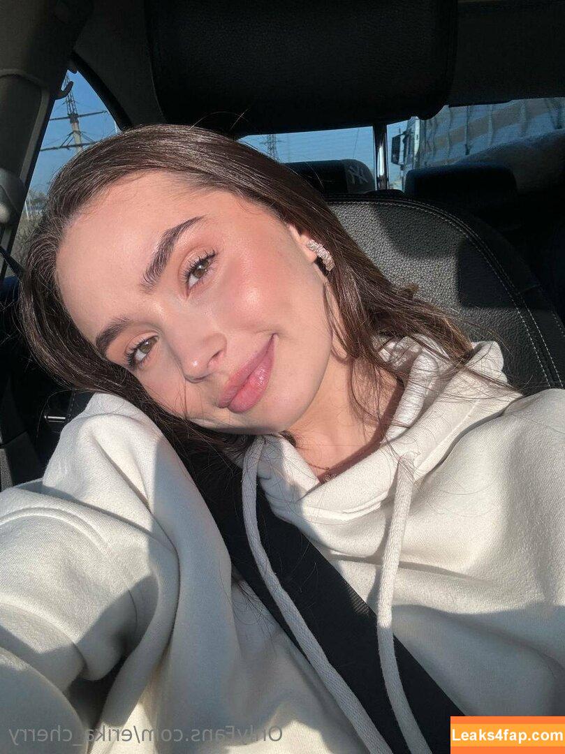 erika_cherry / erika_cherry_ / https: leaked photo photo #0219