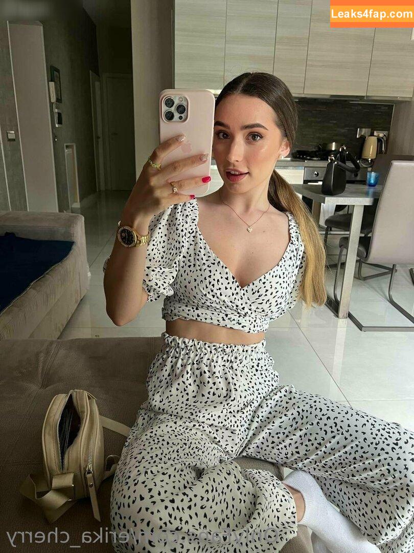 erika_cherry / erika_cherry_ / https: leaked photo photo #0282